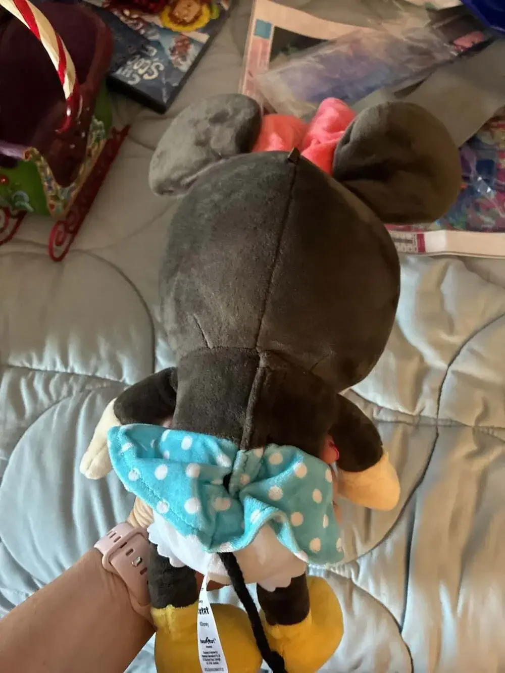 Disney Hooyay Hug and Play Talking Minnie Mouse Interactive Learning Plush A689